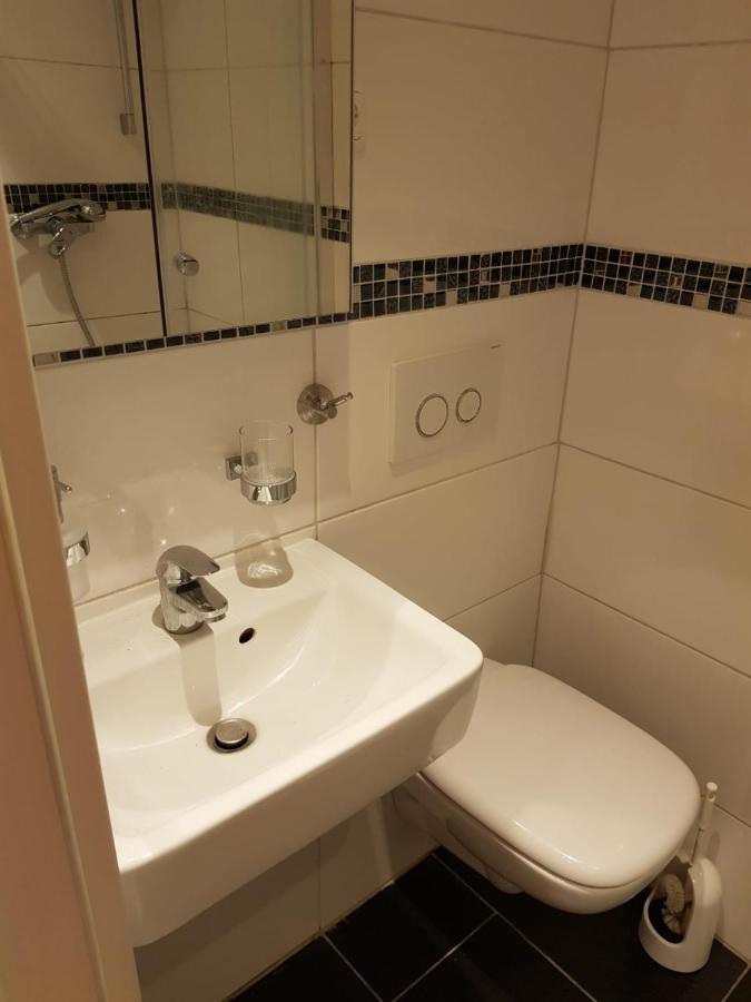 Ferienwohnung In Kaiserslautern-Hohenecken エクステリア 写真