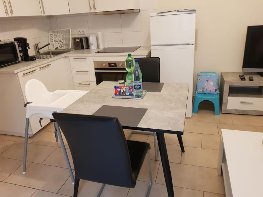 Ferienwohnung In Kaiserslautern-Hohenecken エクステリア 写真